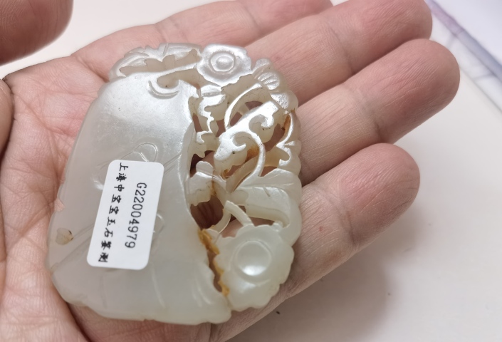 古玩玉器和田玉雕“梅樁佩”拍賣,當前價格8800元