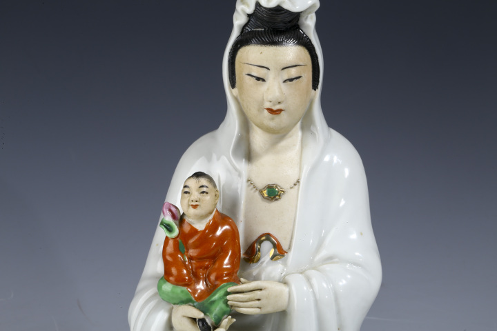 中国古玩　粉彩人物画香合　直径9.2㎝　東Y5-0608① 中国古玩 粉彩人物画香合 直径9.2㎝ 東Y5-0608① 中国古玩 粉
