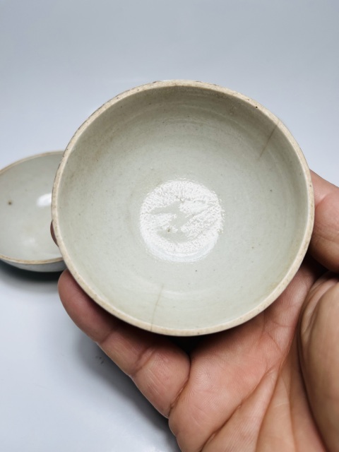 古玩陶瓷(明末清初)青白釉杯一組拍賣,當前價格0元