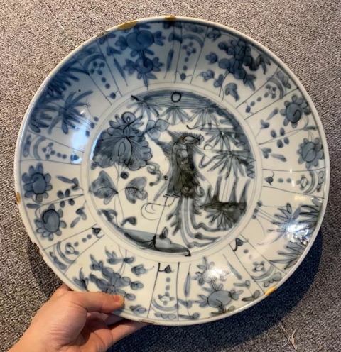 古玩陶瓷青花鳳穿牡丹圖盤拍賣,當前價格6800元