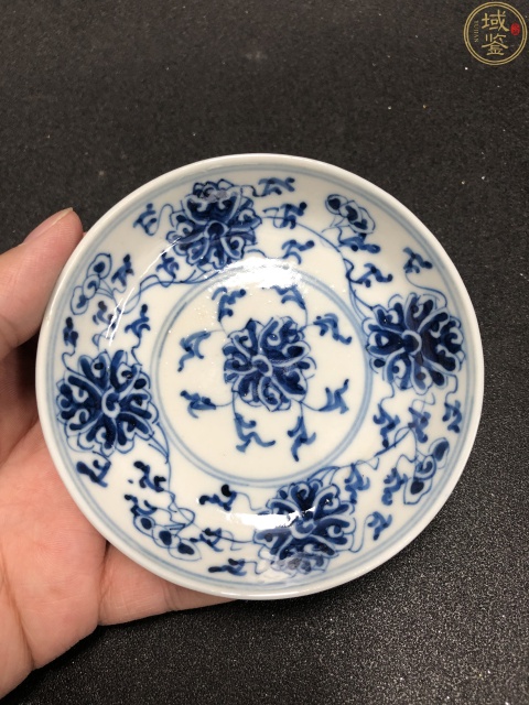 古玩陶瓷一對大清光緒年製官窯本朝款青花纏枝寶相蓮紋小盤拍賣,當前價格3280元