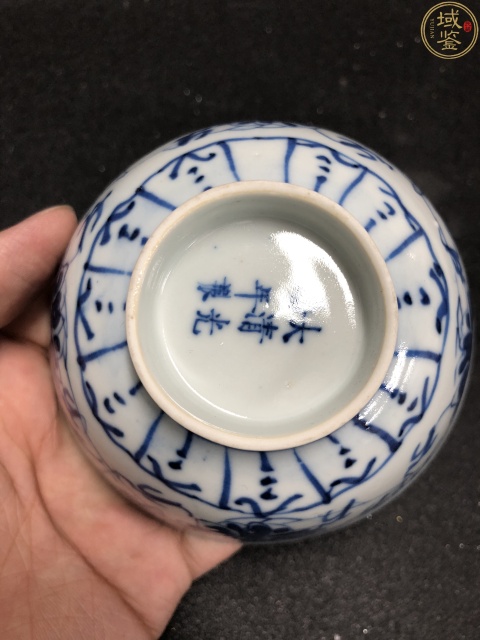 古玩陶瓷大清光緒年製本朝官窯款青花纏枝寶相蓮紋茶碗拍賣,當(dāng)前價(jià)格2980元