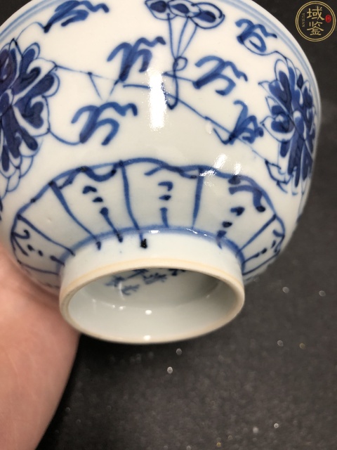 古玩陶瓷大清光緒年製本朝官窯款青花纏枝寶相蓮紋茶碗拍賣,當(dāng)前價(jià)格2980元