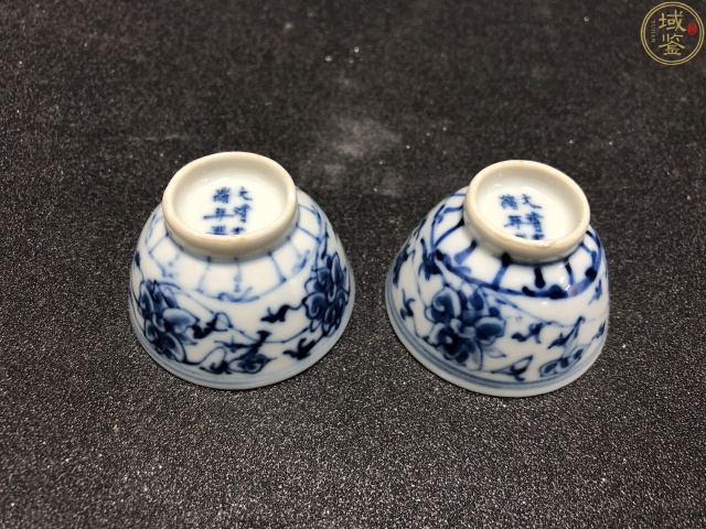 古玩陶瓷一對大清光緒年製本朝款青花纏寶相蓮紋杯拍賣，當前價格2680元