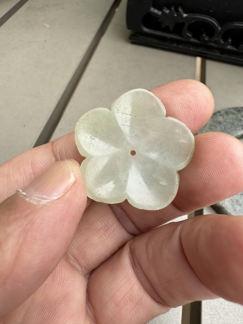 古玩玉器明代.和田玉帽花拍賣，當(dāng)前價(jià)格1900元