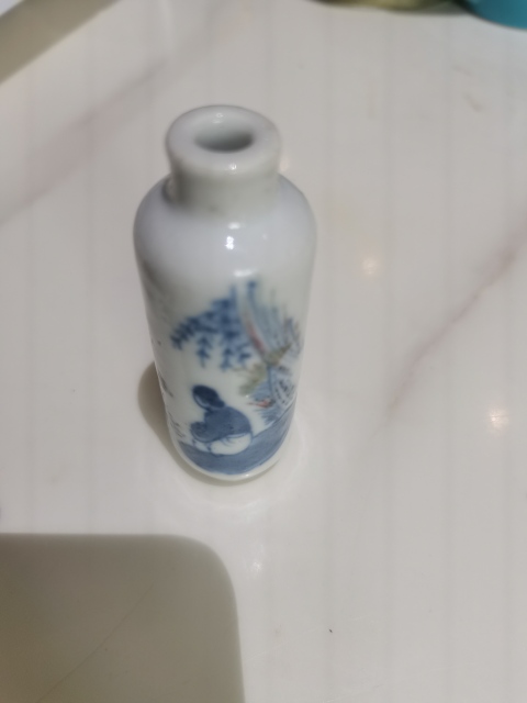 古玩陶瓷清晚·青花釉里紅人物紋鼻煙壺拍賣，當前價格4500元