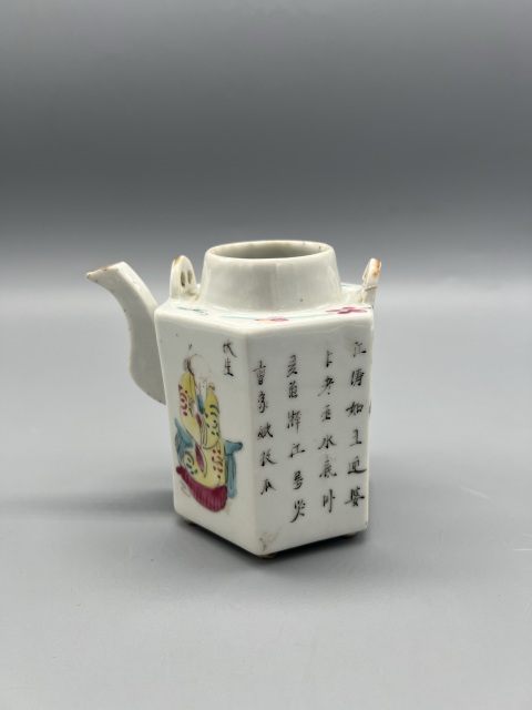 古玩陶瓷清中晚期粉彩無雙譜詩文六方壺拍賣,當前價格1881元