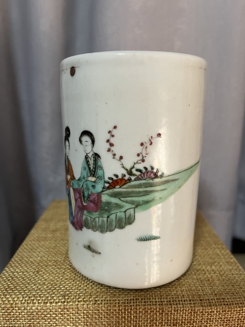 古玩陶瓷大小二喬仕女紋粉彩筆筒拍賣，當前價格2600元