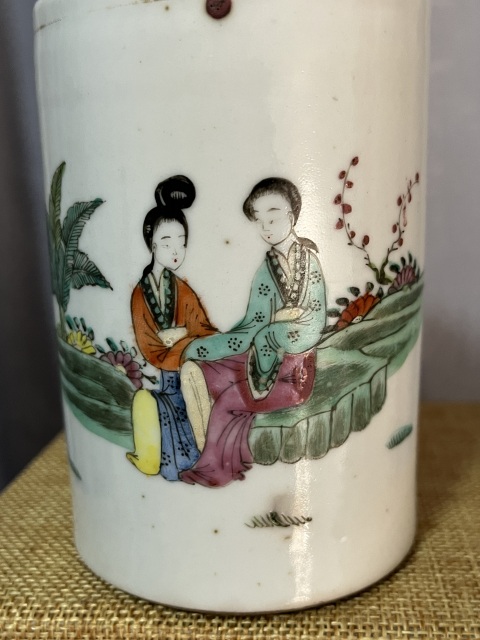 古玩陶瓷大小二喬仕女紋粉彩筆筒拍賣，當前價格2600元