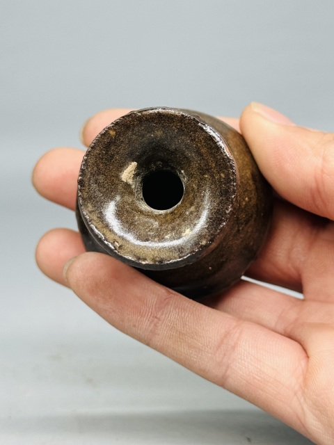 古玩陶瓷元代.磁州窯茶葉末釉撇口瓶260拍賣,當前價格260元