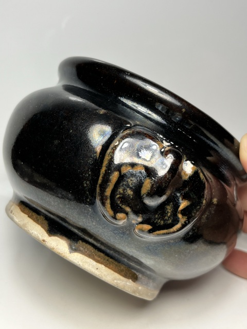 古玩陶瓷烏金釉獸耳香爐拍賣,當前價格2588元