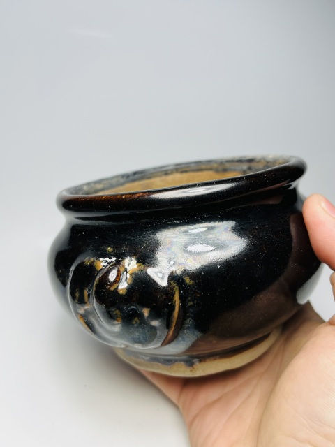 古玩陶瓷烏金釉獸耳香爐拍賣,當前價格2588元