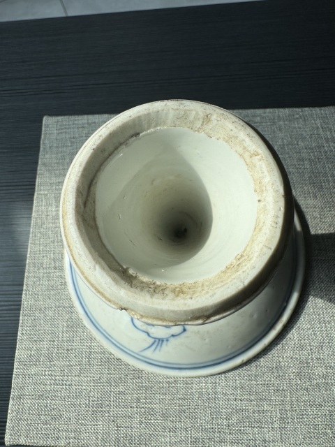古玩陶瓷青花淡描花卉紋高足盤拍賣,當前價格300元