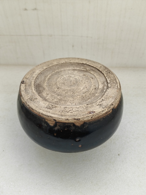 古玩陶瓷褐釉瓶拍賣，當前價格998元