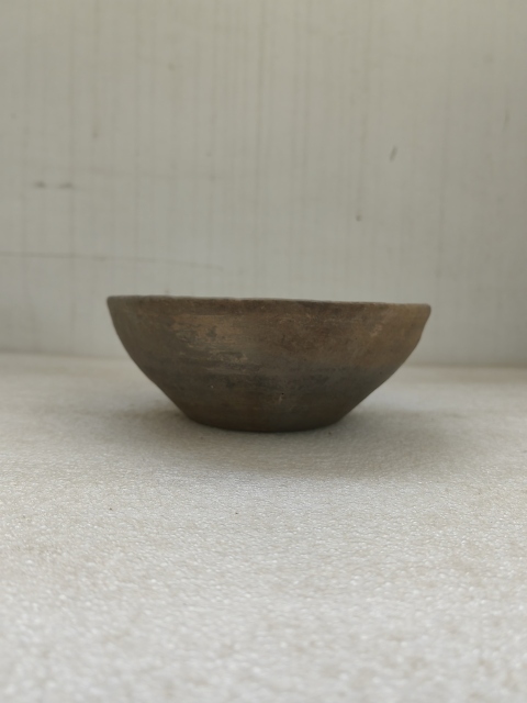 古玩陶瓷灰陶碗拍賣,當前價格550元