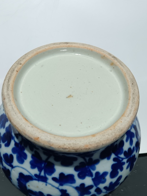 古玩陶瓷晚清花卉紋馬蹄尊拍賣,當前價格2980元