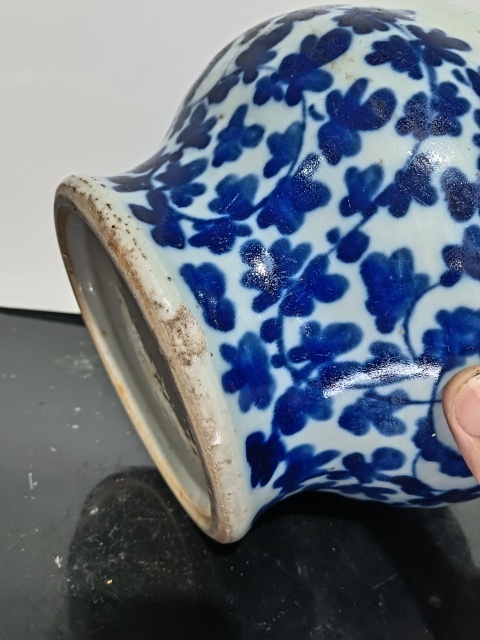 古玩陶瓷晚清花卉紋馬蹄尊拍賣,當前價格2980元