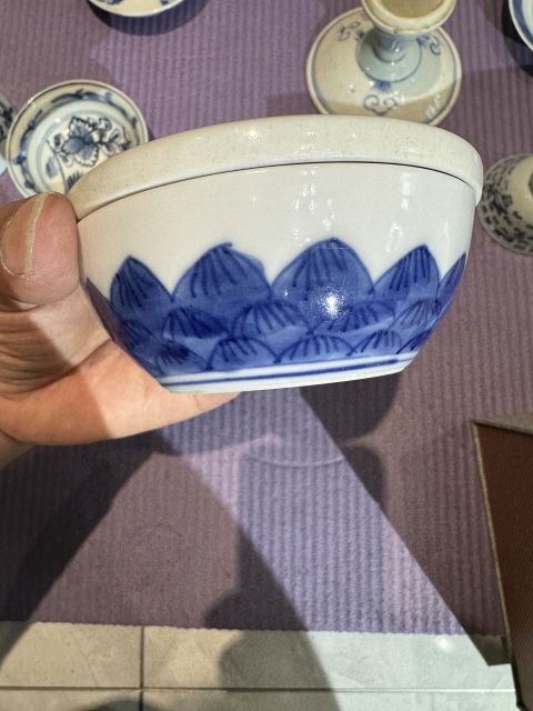 古玩陶瓷青花蓮蓬造型蓋盒拍賣，當前價格6500元