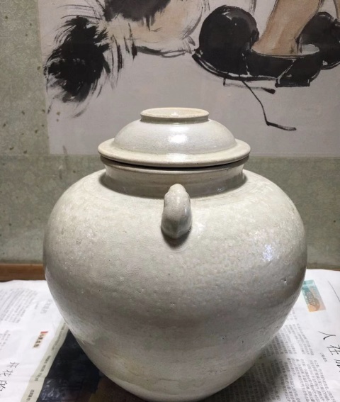古玩陶瓷隋唐·兔系白瓷蓋罐拍賣,當(dāng)前價(jià)格60000元