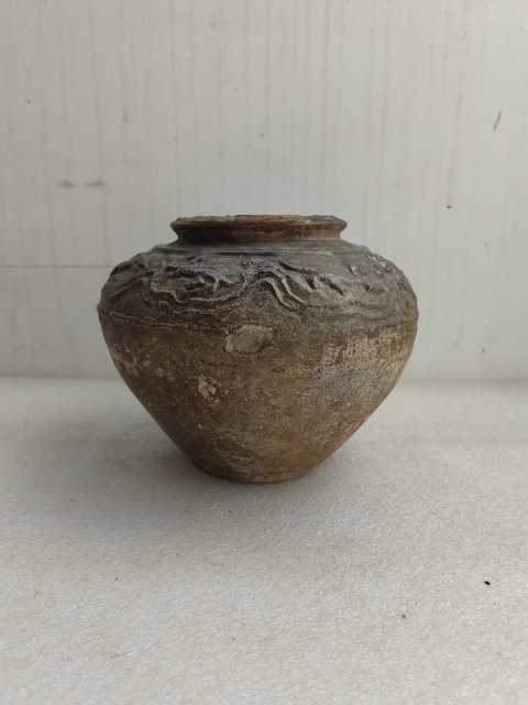 古玩陶瓷漢綠釉跑獸紋罐拍賣,當前價格850元
