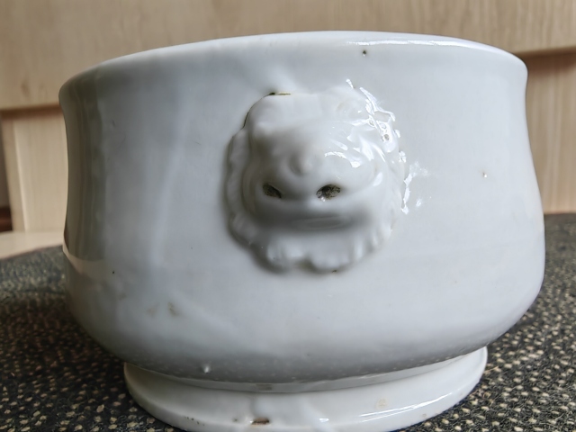 古玩陶瓷白釉獸耳香爐拍賣，當前價格350元