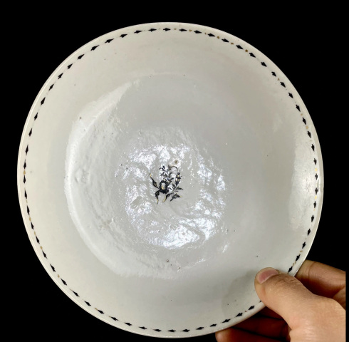 古玩陶瓷（套裝）清乾隆花卉紋描金碗盤一套拍賣，當前價格1700元