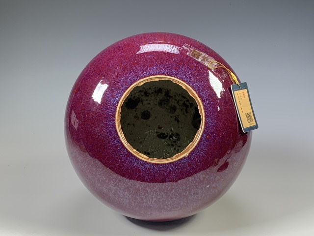 古玩陶瓷乾隆清中期·窯變紅釉西瓜蓋罐拍賣，當前價格9800元