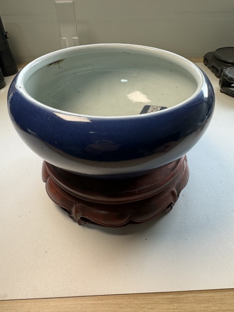 古玩陶瓷寶石藍(lán)釉三足爐拍賣,當(dāng)前價(jià)格2800元
