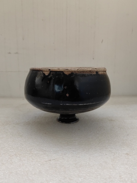 古玩陶瓷褐釉瓶拍賣，當前價格998元