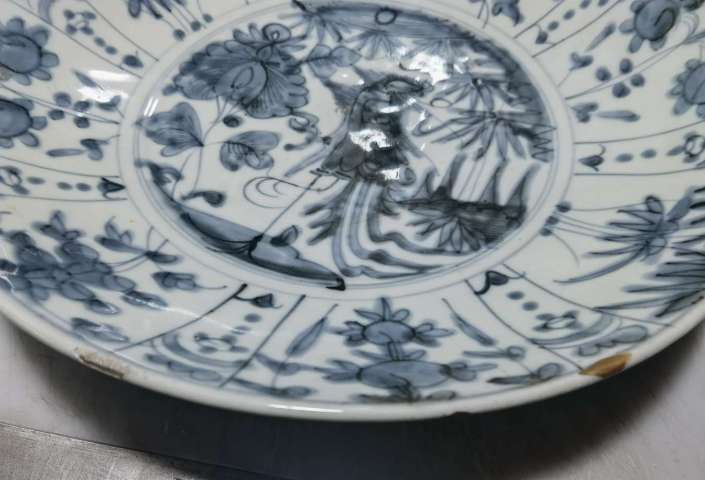 古玩陶瓷青花鳳穿牡丹圖盤拍賣,當前價格6800元
