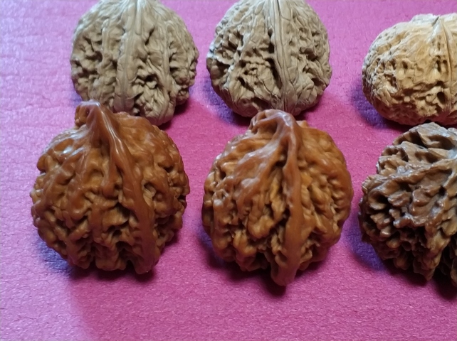 古玩雜項文玩核桃拍賣,當前價格660元