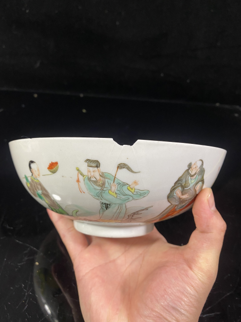 古玩陶瓷精品粉彩八仙人物圖大碗拍賣，當前價格3300元