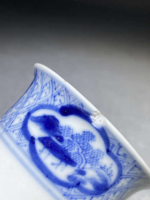 古玩陶瓷晚清人物紋青花花觚拍賣，當(dāng)前價(jià)格1480元