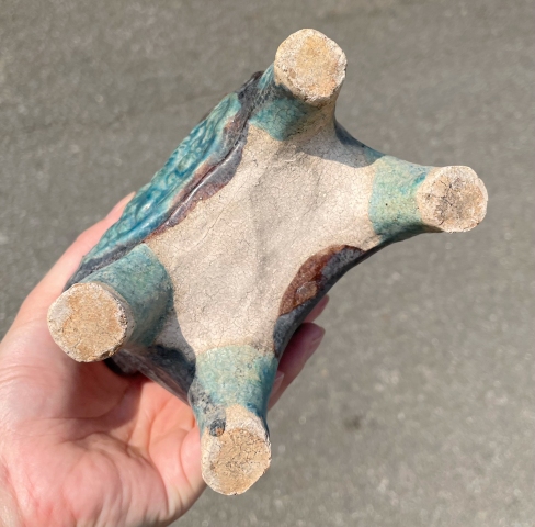 古玩陶瓷琺華彩獅紋鼎式爐拍賣，當前價格2600元