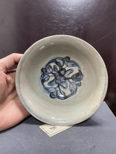 古玩陶瓷明中青花纏枝碗拍賣(mài)，當(dāng)前價(jià)格2999元