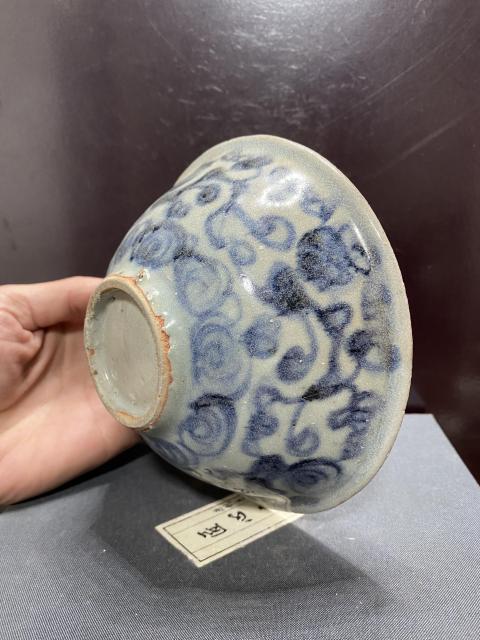 古玩陶瓷明中青花纏枝碗拍賣(mài)，當(dāng)前價(jià)格2999元