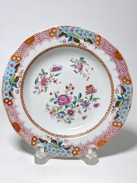 古玩陶瓷乾隆廣彩盤拍賣，當前價格2800元