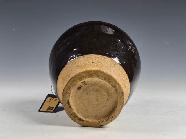 古玩陶瓷清·磁州窯黑釉梅瓶拍賣，當(dāng)前價(jià)格2900元