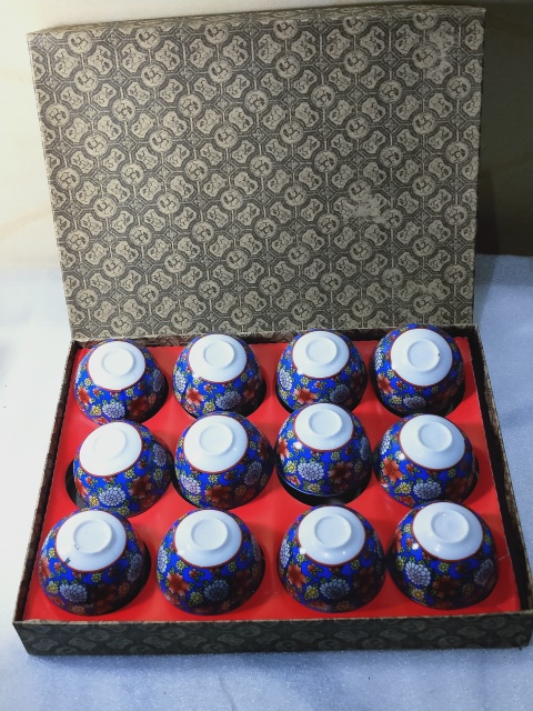 古玩陶瓷十二生肖圖紋杯拍賣，當前價格289元