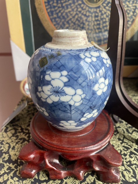 青花留白梅紋罐拍賣，當前價格5000元