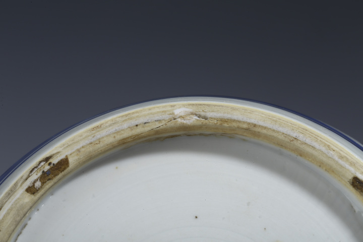 古玩陶瓷清康熙·青花冰梅開(kāi)窗博古紋罐拍賣(mài)，當(dāng)前價(jià)格8016元