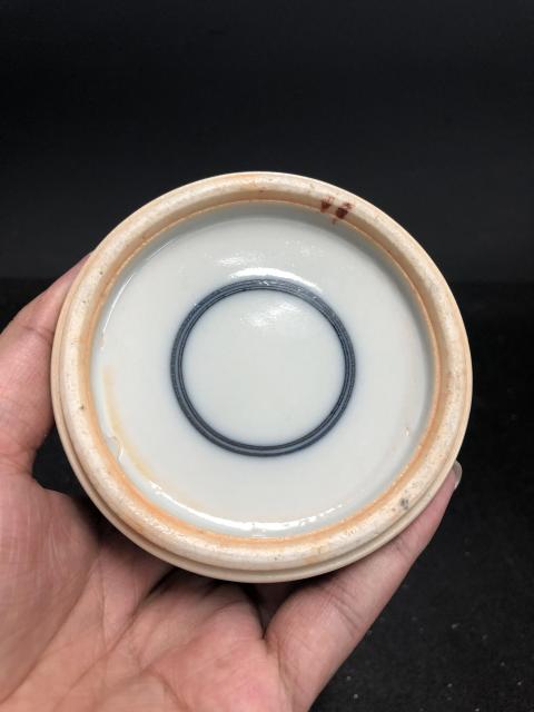 古玩陶瓷清·光緒/五彩人物蓋瓶拍賣,當前價格13000元