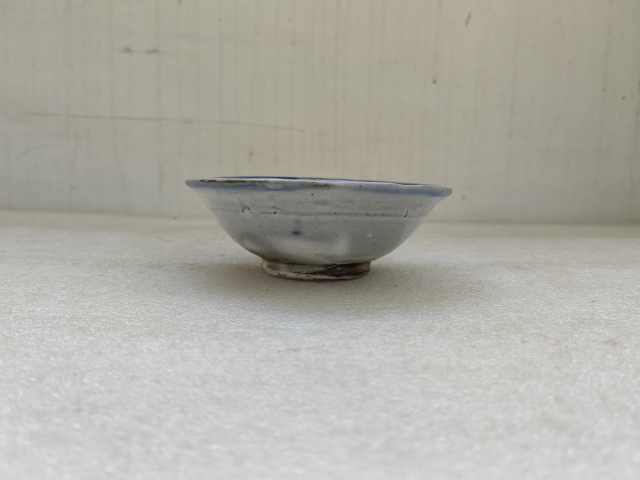 古玩陶瓷青花三魚紋茶碗拍賣,當(dāng)前價格398元