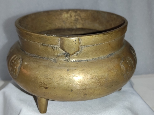 古玩銅器爐子拍賣，當前價格0元