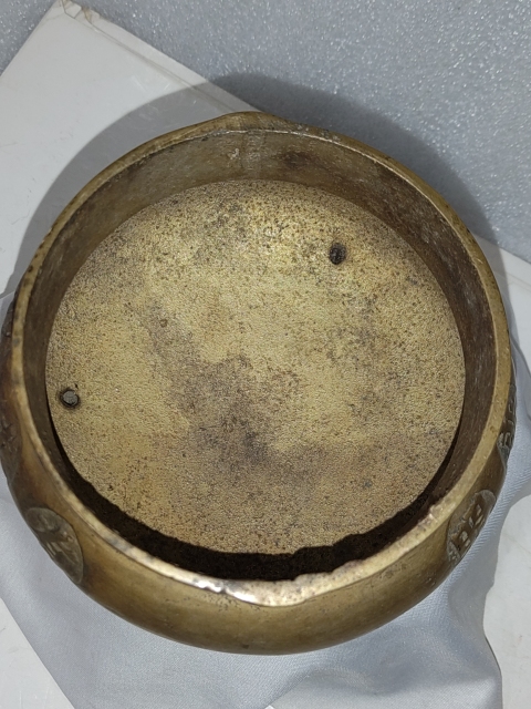 古玩銅器爐子拍賣，當前價格0元