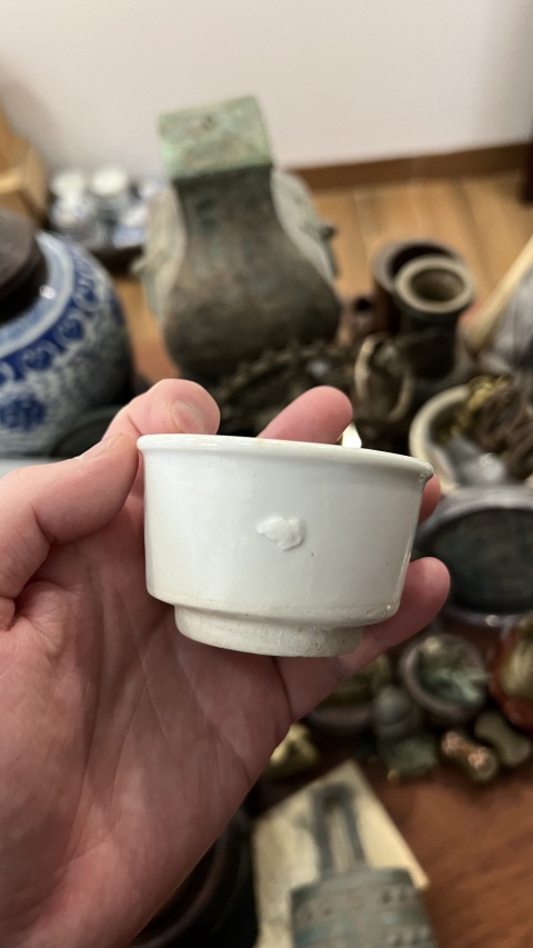古玩陶瓷清代白釉杯拍賣，當前價格199元