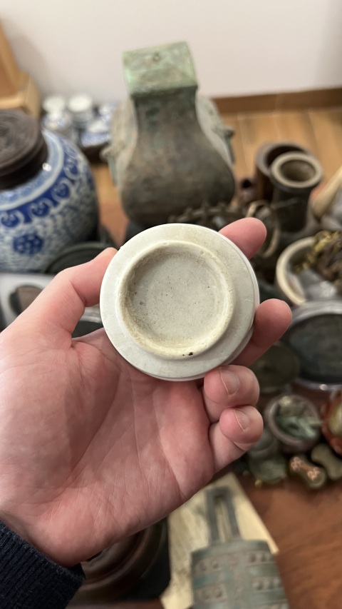 古玩陶瓷清代白釉杯拍賣，當前價格199元