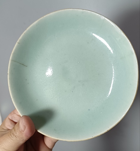 古玩陶瓷精美清中期豆青釉盤三件拍賣，當前價格128元