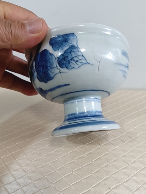 古玩陶瓷花鳥紋青花高足杯拍賣，當前價格2200元