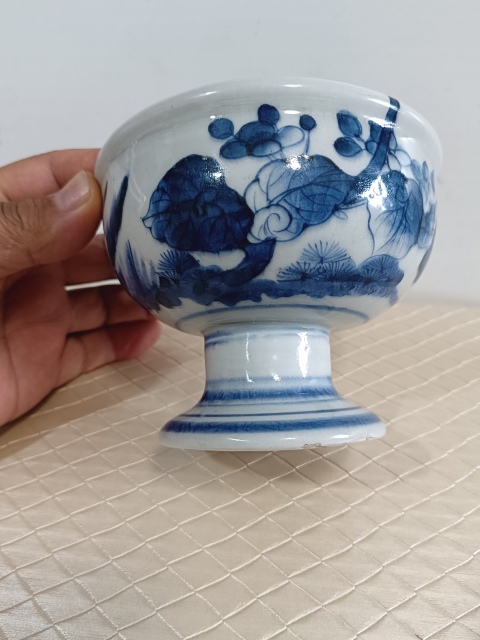 古玩陶瓷花鳥紋青花高足杯拍賣，當前價格2200元